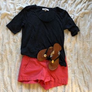 Loft gray speckled T shirt S 🍀